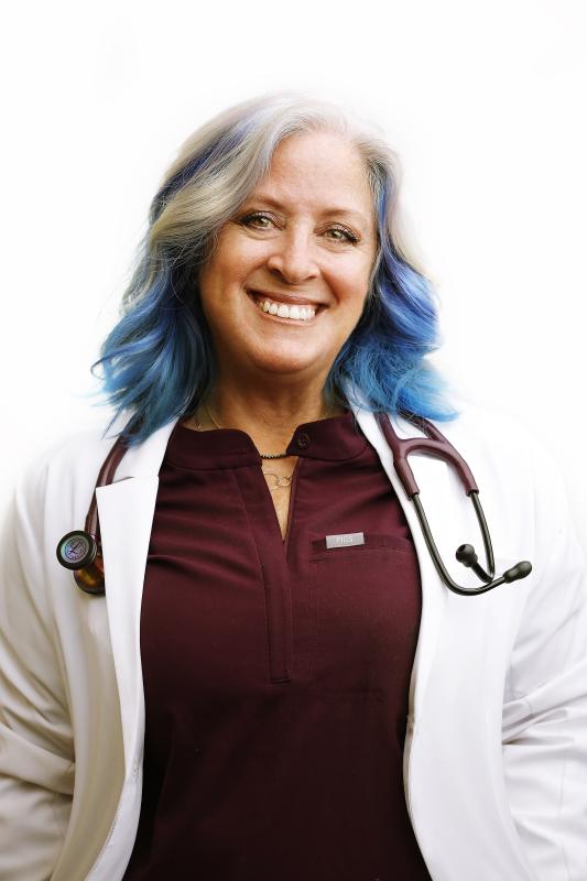 Heather K. Mineo, DACVECC, Director of Emergency & Critical Care Heather K. Mineo, DACVECC, Director of Emergency & Critical Care